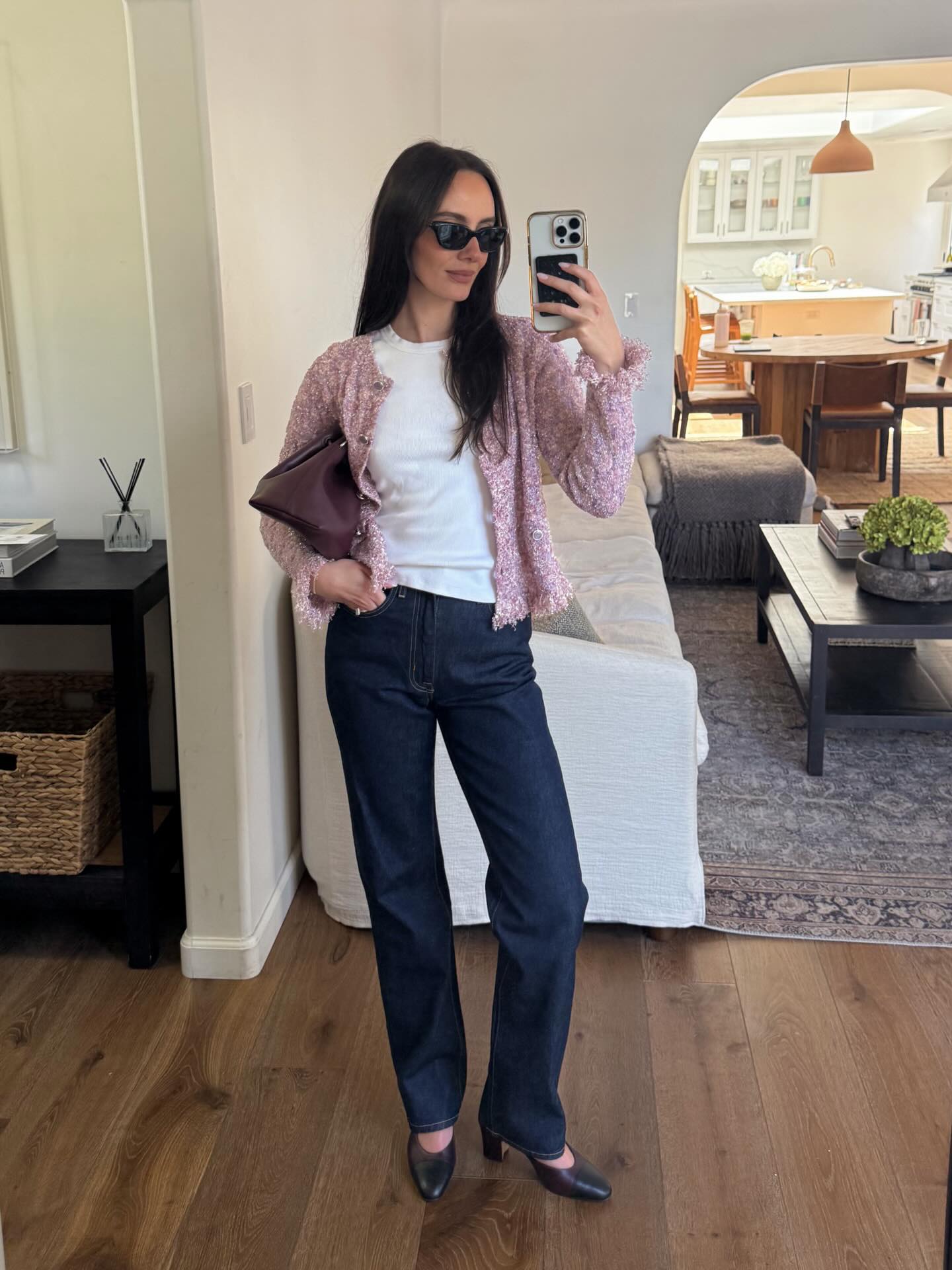 Woman wearing a spring outfit idea.