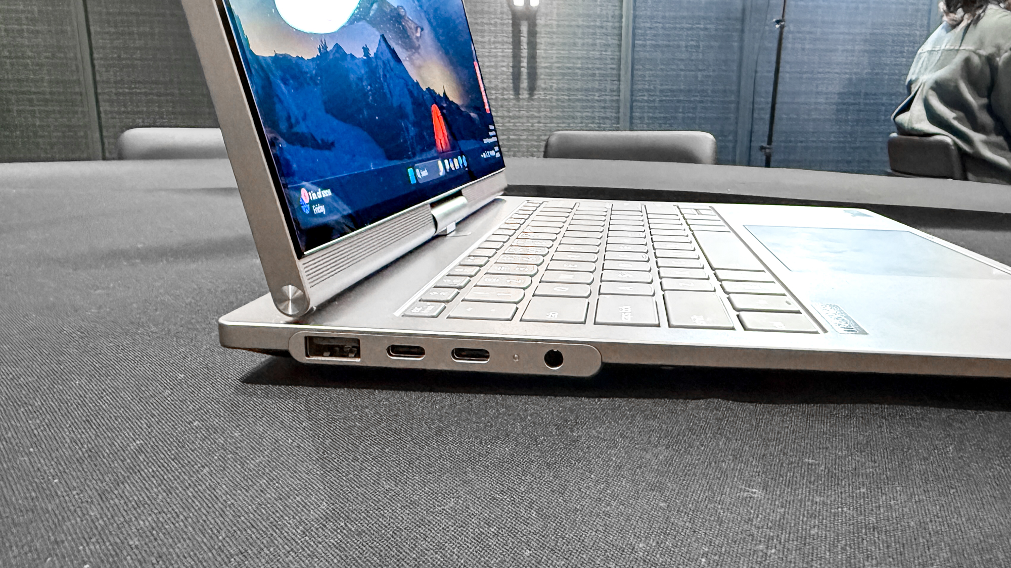 ThinkBook Plus Gen 7 Auto Twist