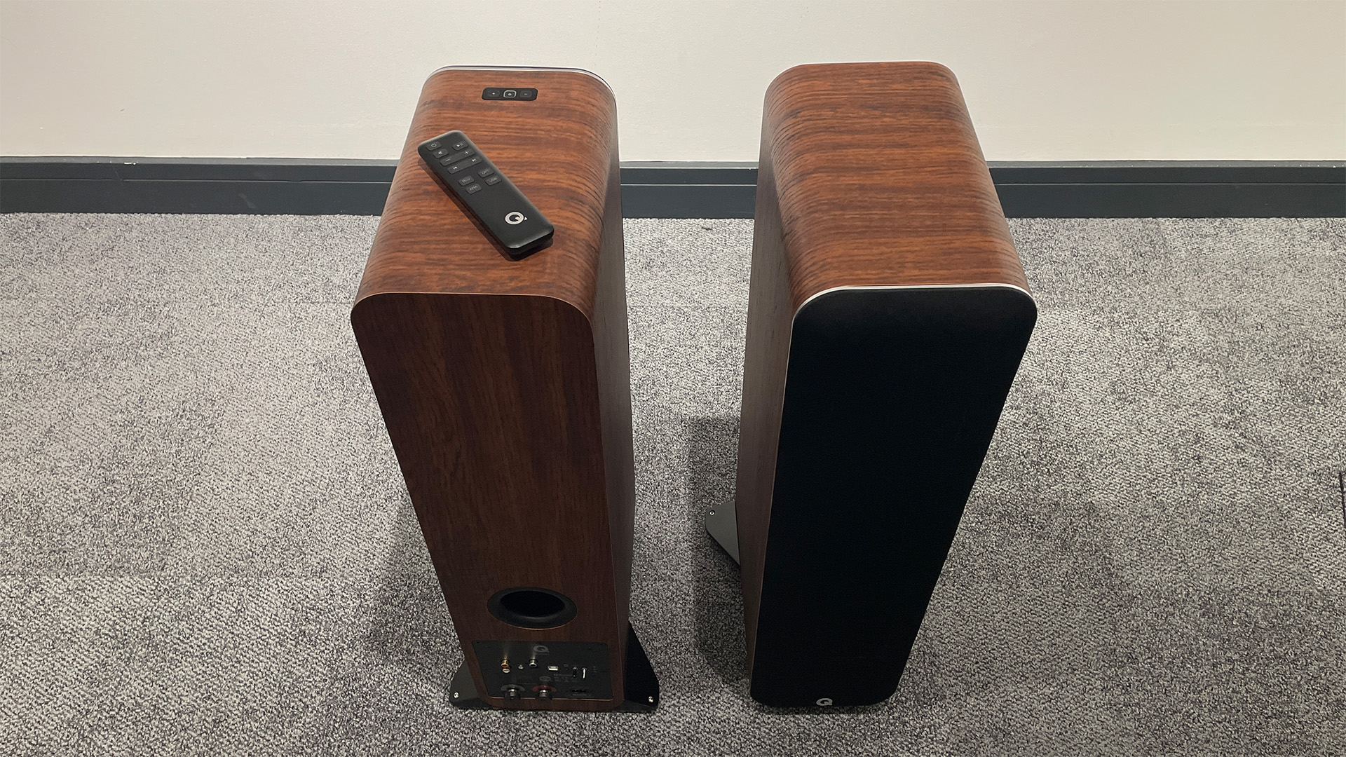 Q Acoustics M40 Review Smooth sounding Compact Floorstanders With 