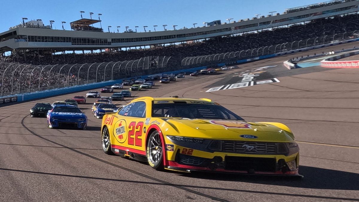 Joey Logano, driver of the #22 Shell Pennzoil Ford, leads the field on a pace lap prior to the NASCAR Cup Series 2025