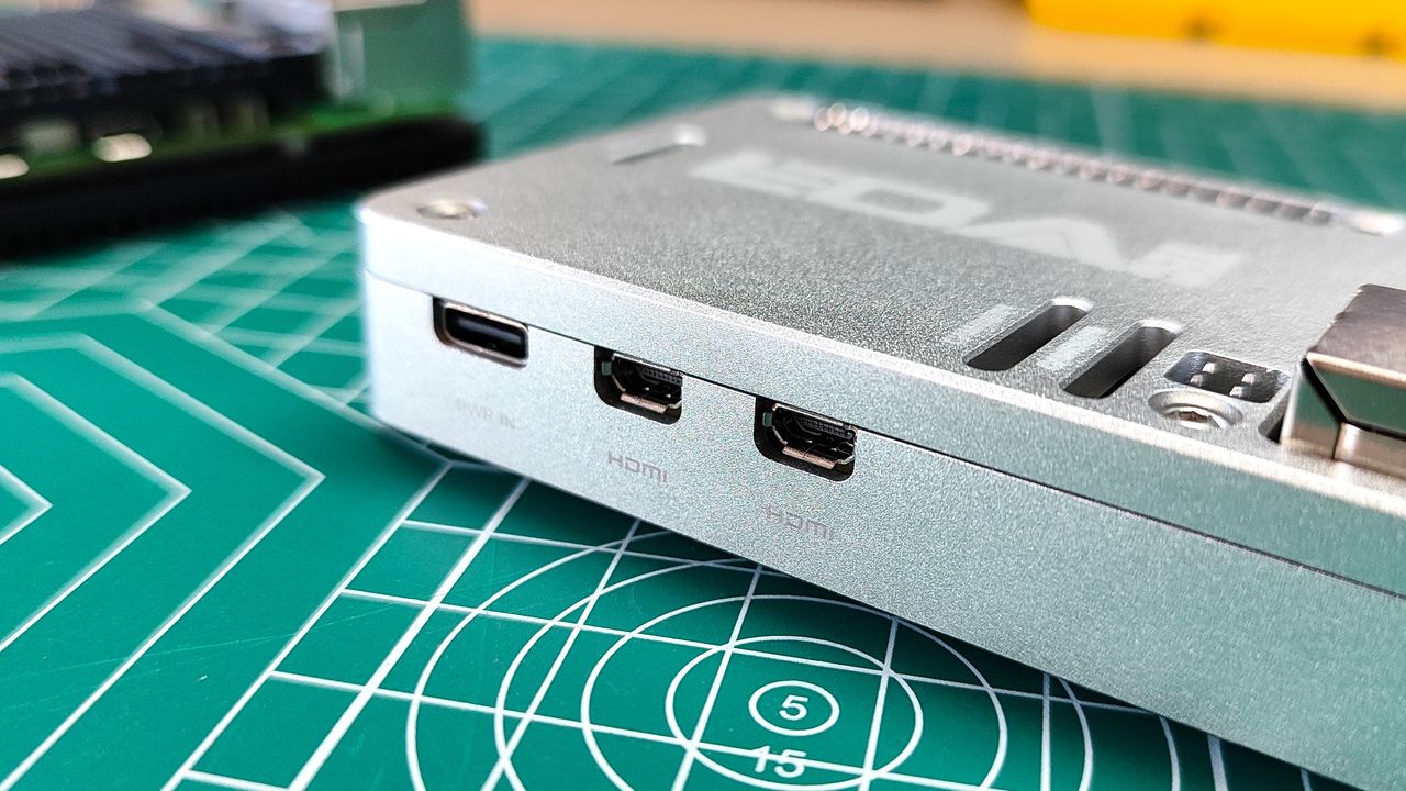 EDATec Pi 5 Cases