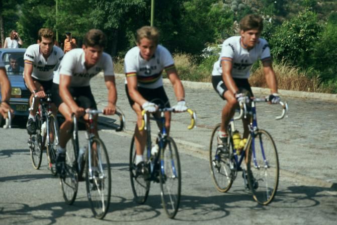 1984 Worlds: Defending champion Greg LeMond (USA) previews the Barcelona, Spain circuit with teammates including Doug Shapiro, left, and Matt Eaton, left of LeMond.