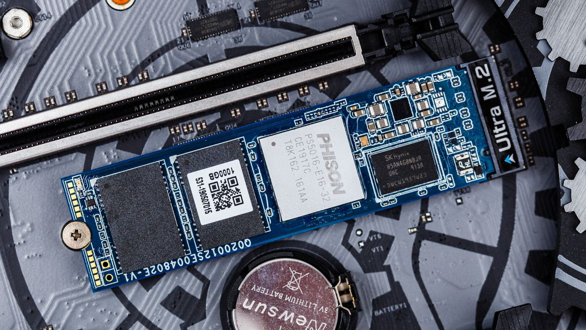 Phison PS5016 PCIe 4.0 NVMe Controller Preview: How fast is fast