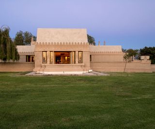 Exterior of Frank Llloyd Wright's Hollyhock House in LA