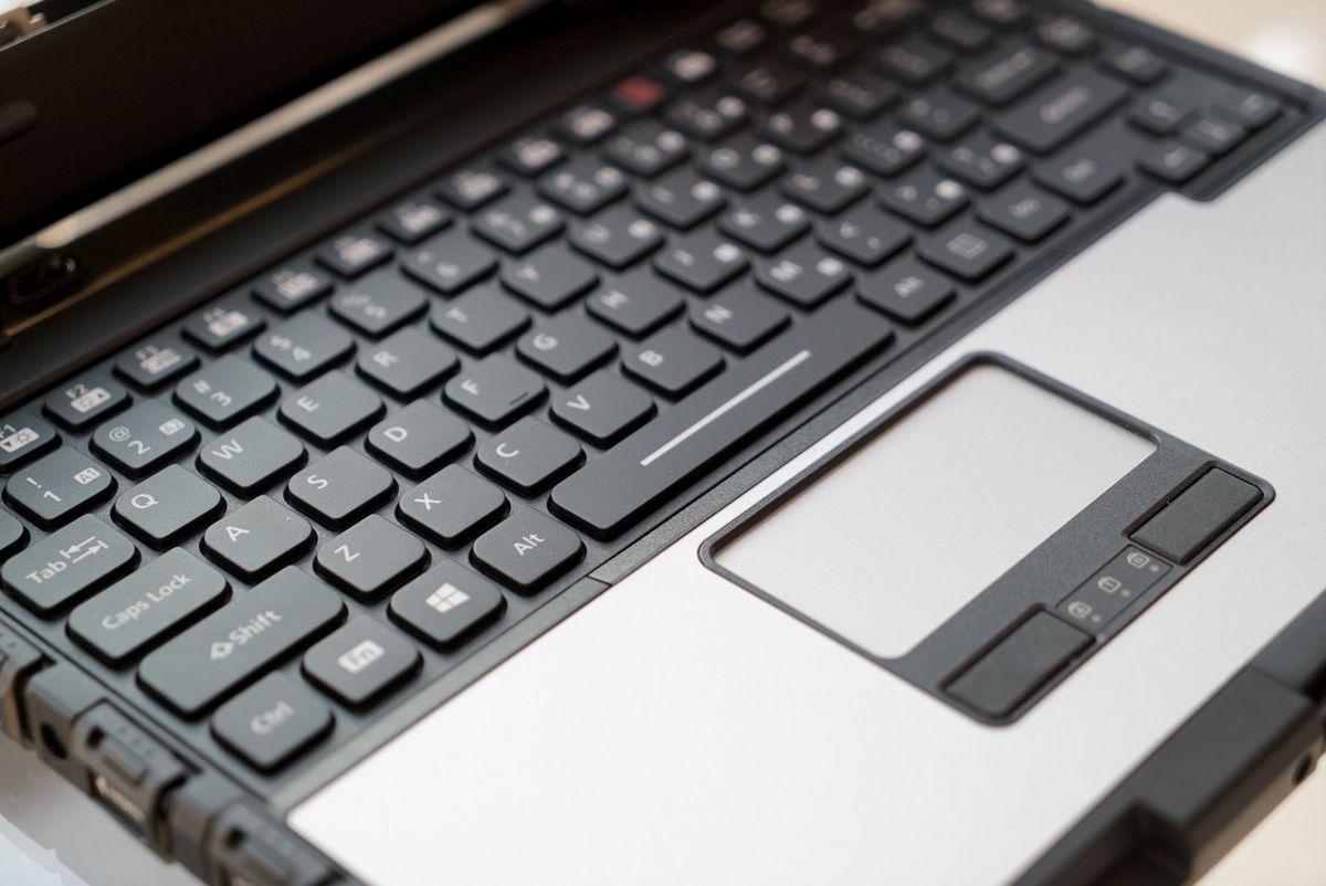Panasonic ToughBook 33