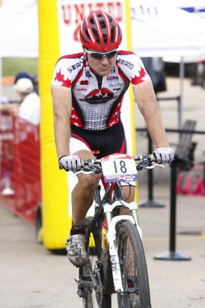 Marty Lazarski (Rocky Mountain Factory Team) in 4th