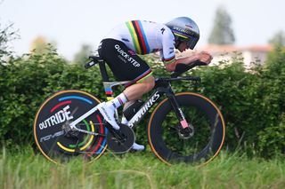 As it happened: Remco Evenepoel seizes control in Critérium du Dauphiné stage 4 time trial