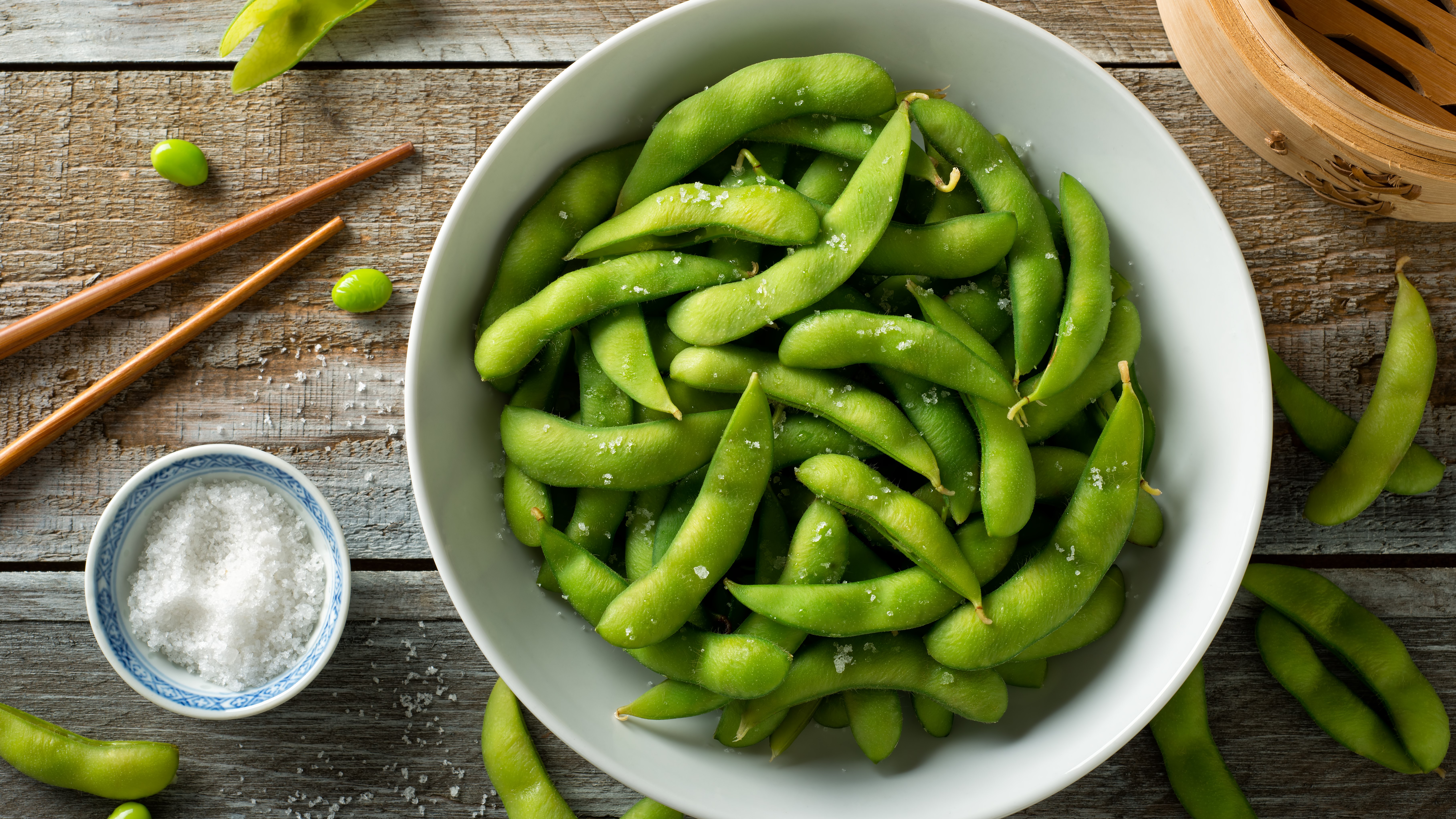 a photo of some edamame beans, a healthy snack