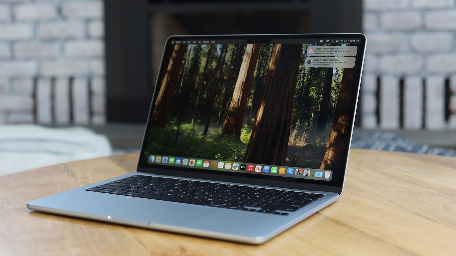 Apple MacBook Air 13-inch (M4) REVIEW