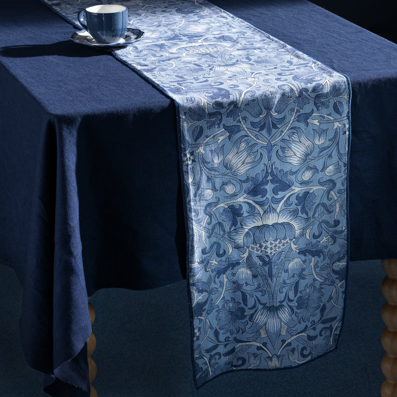 Habitat X Morris &amp;amp; Co. Inky Reversible Table Runner - Blue