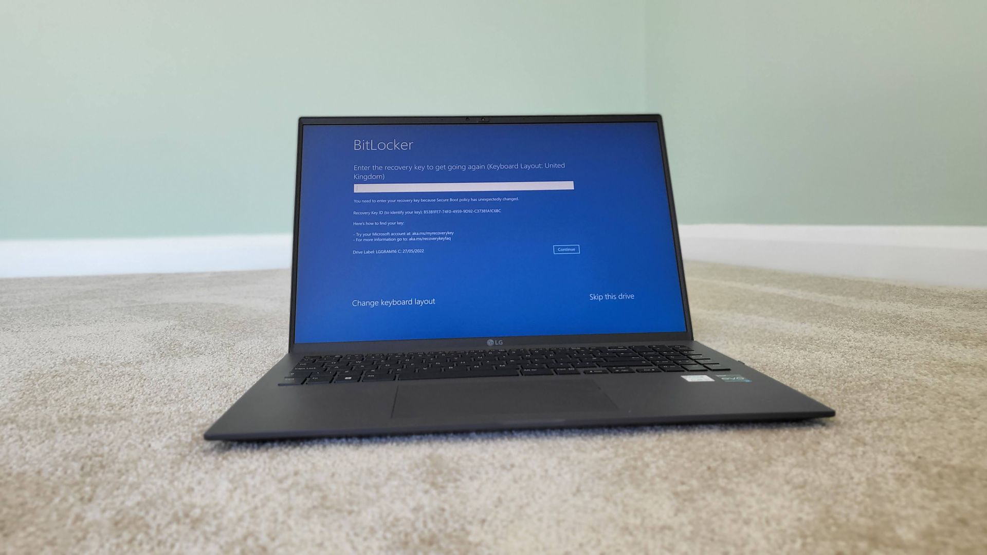 lg gram (2022) laptop 16z90q 16