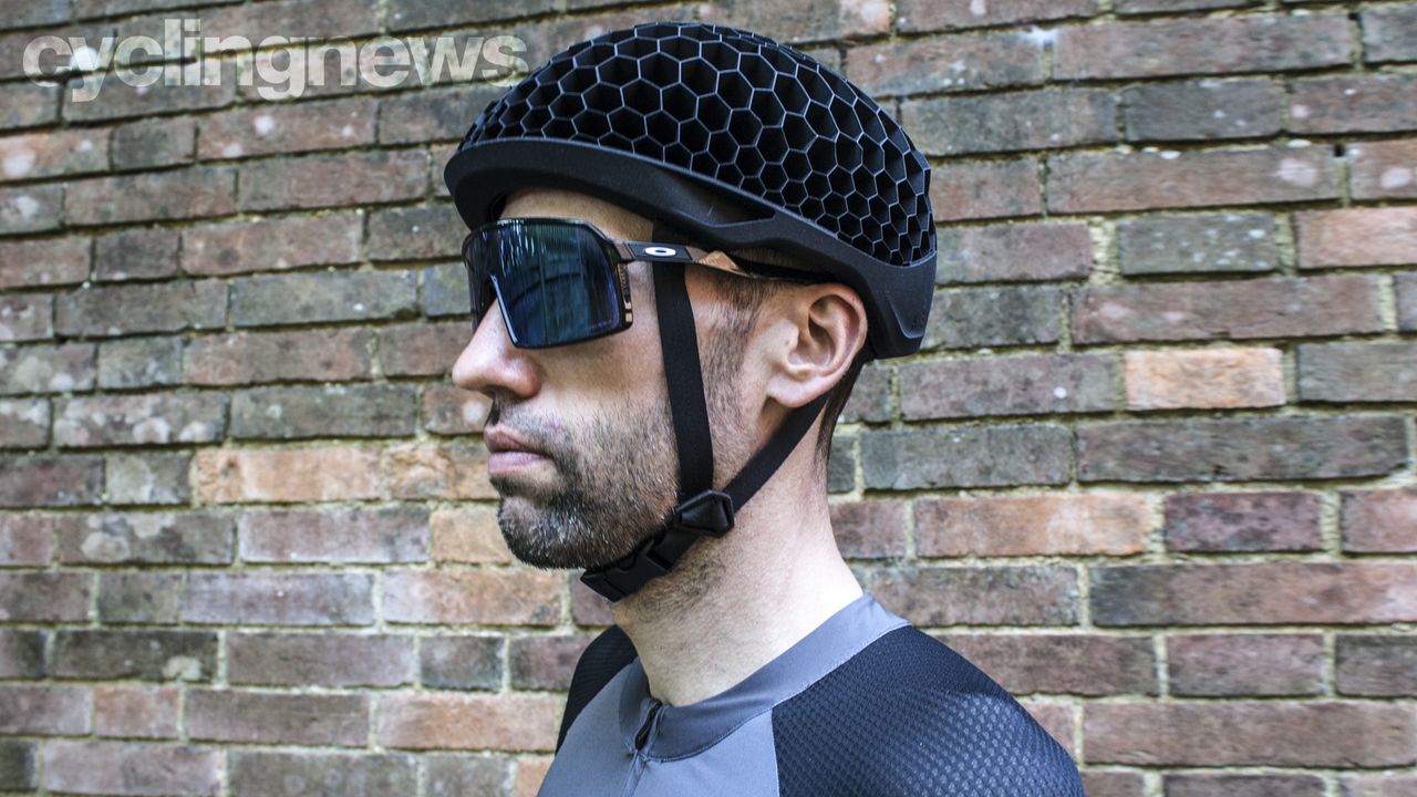 Hexr 3D-printed helmet