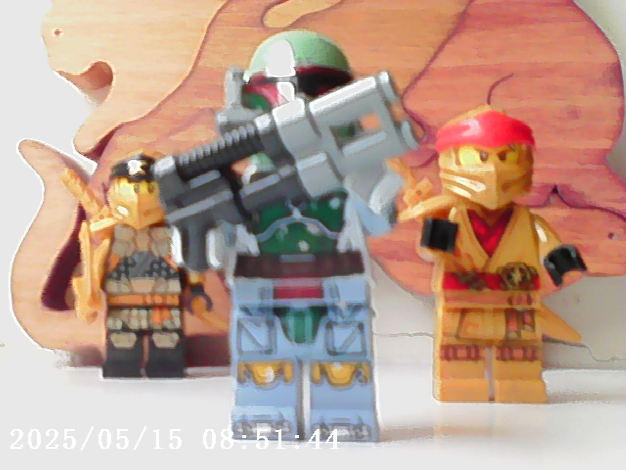Photo Creator Mini Digital Camera series 3 sample gallery: three Lego figures