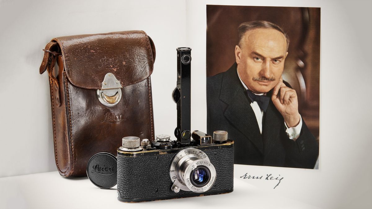 Ersnt Leitz Jr&#039;s personal Leica camera goes up for auction