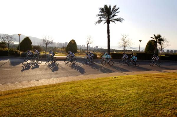 The group tries to beat the Spanish sunset
