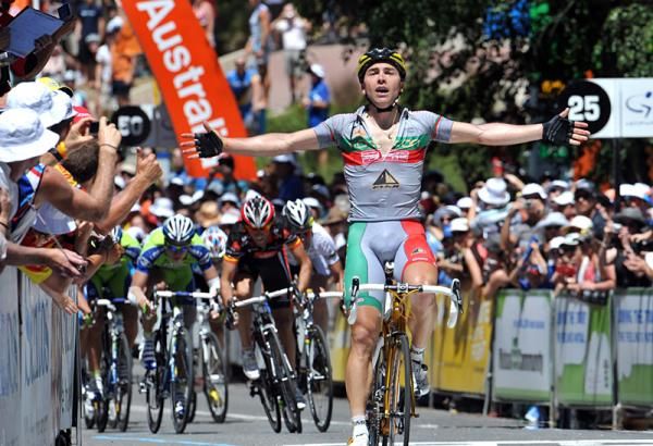 Manuel Cardoso (Footon Servetto) rejoices in his win.