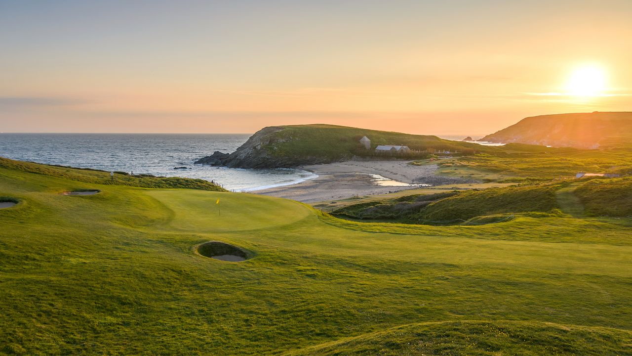 Mullion Golf Club - 10th hole