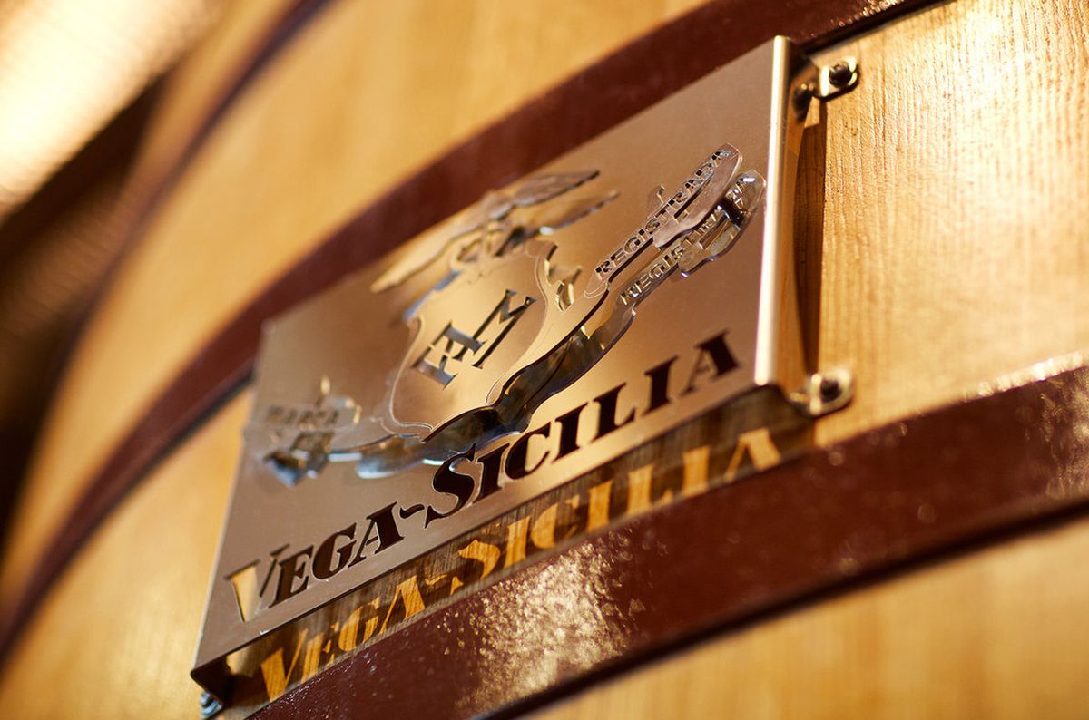 Vega Sicilia Único: anniversary vertical tasting of 40 vintages