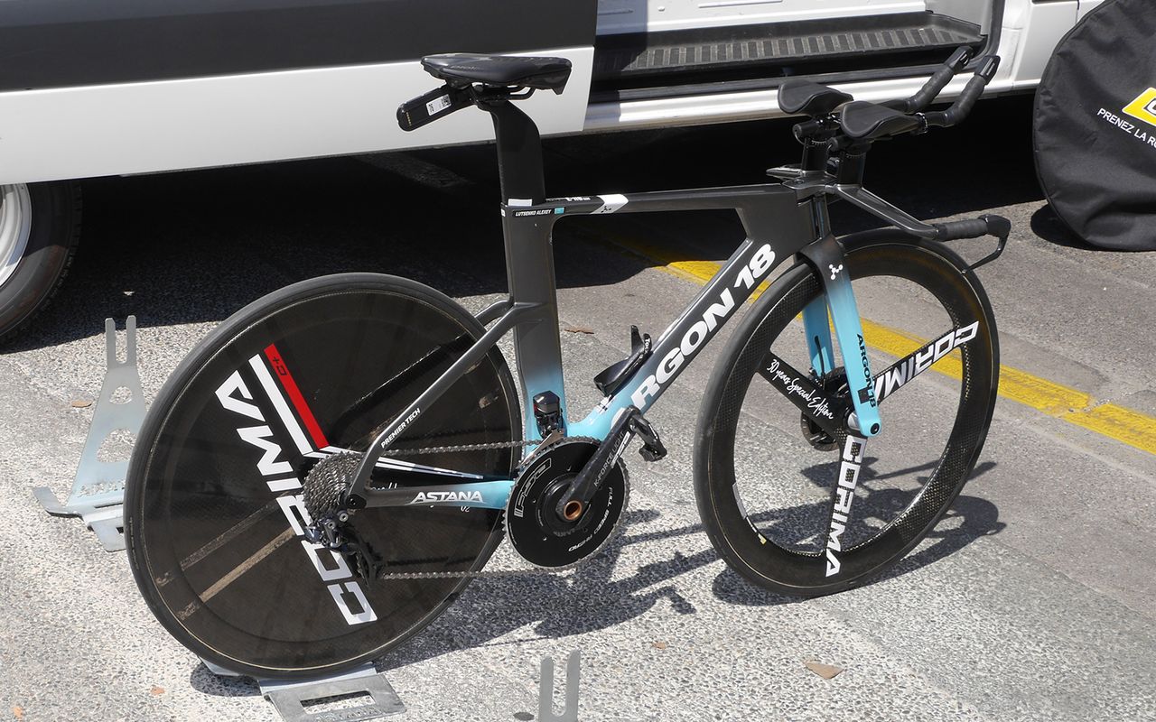 Alexey Lutsenko's Argon 18 E-119 Disc