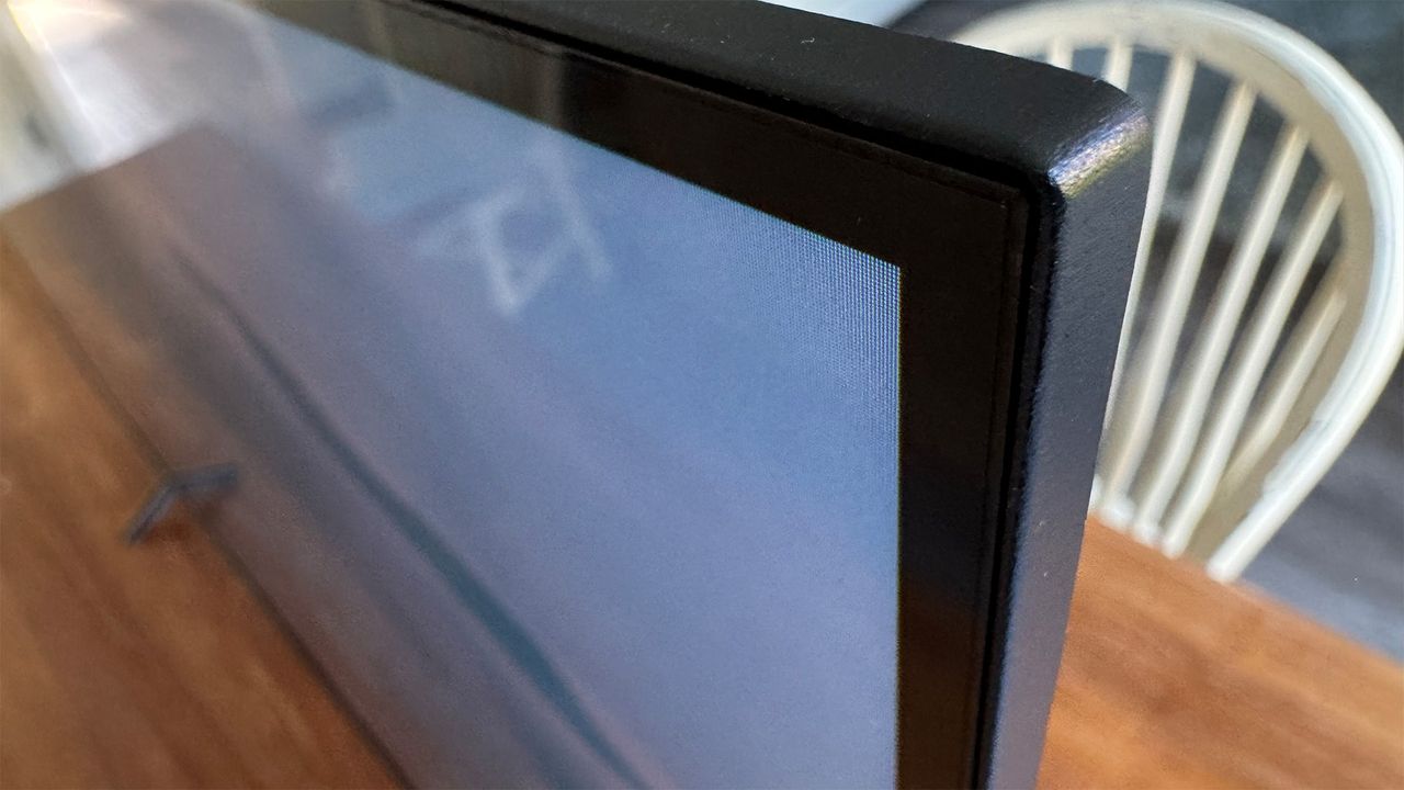 TCL P7K 43-inch TV