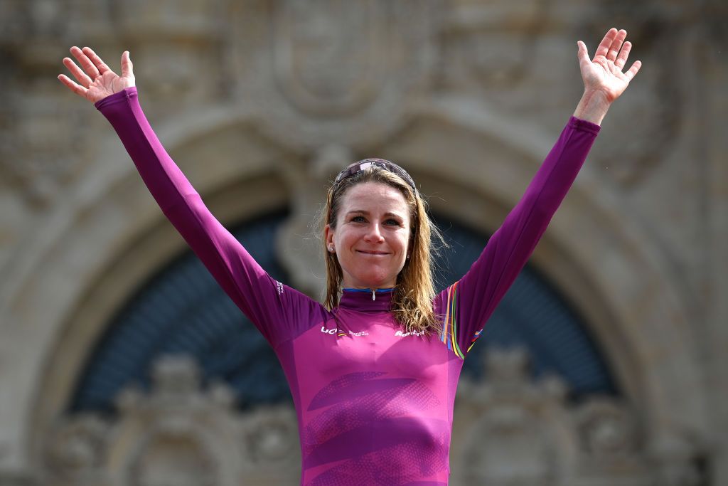 SANTIAGO DE COMPOSTELA SPAIN SEPTEMBER 05 Annemiek Van Vleuten of Netherlands and Movistar Team celebrates winning the Pink UCI Womens WorldTour Leader Jersey on the podium ceremony after during the 7th Ceratizit Challenge By La Vuelta 2021 Stage 4 a 1074 km at stage from As Pontes to Santiago de Compostela ChallengeVuelta CERATIZITChallenge21 on September 05 2021 in Santiago de Compostela Spain Photo by Stuart FranklinGetty Images