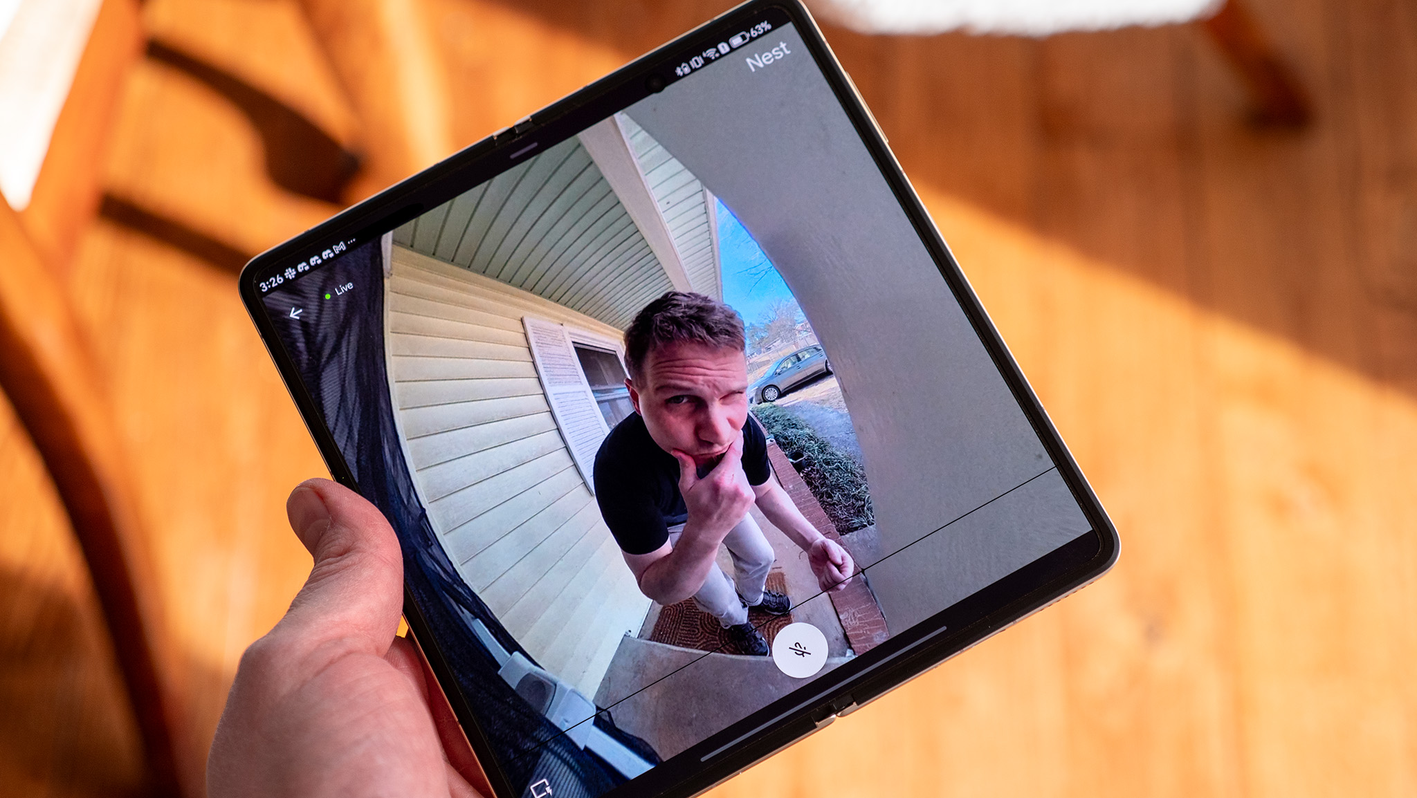 Footage from a Nest Doorbell Wired 3rd gen on an Honor Magic V5 foldable phone