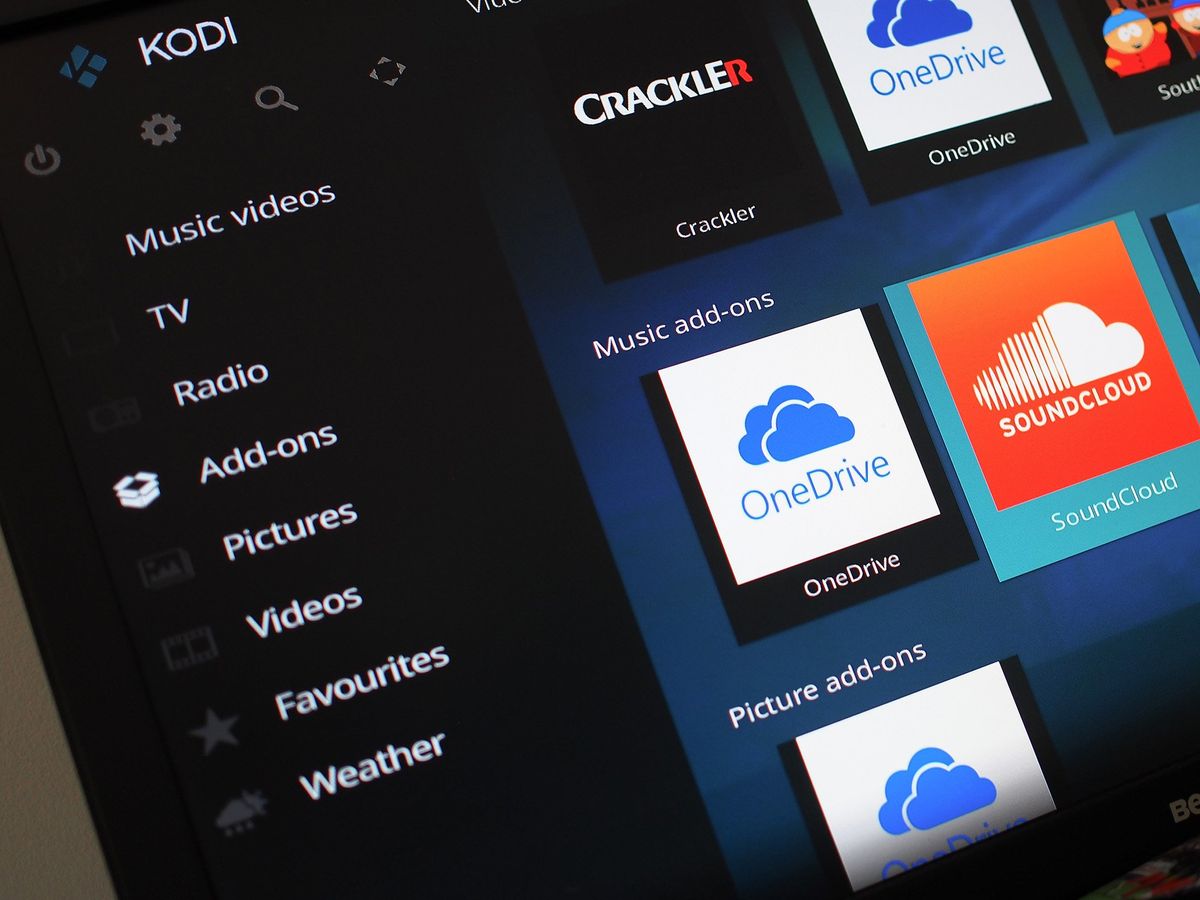 Microsoft releases DVD player app for Windows 10 -- for $15 - CNET