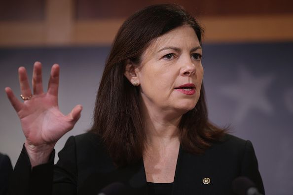 Kelly Ayotte.