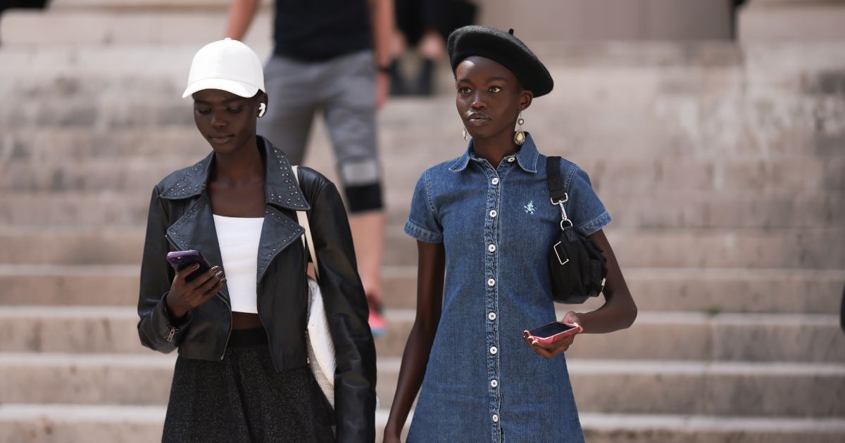 How to nail French-girl make-up, according to an exceptionally chic French girl How to nail French-girl make-up, according to an exceptionally chic French girl