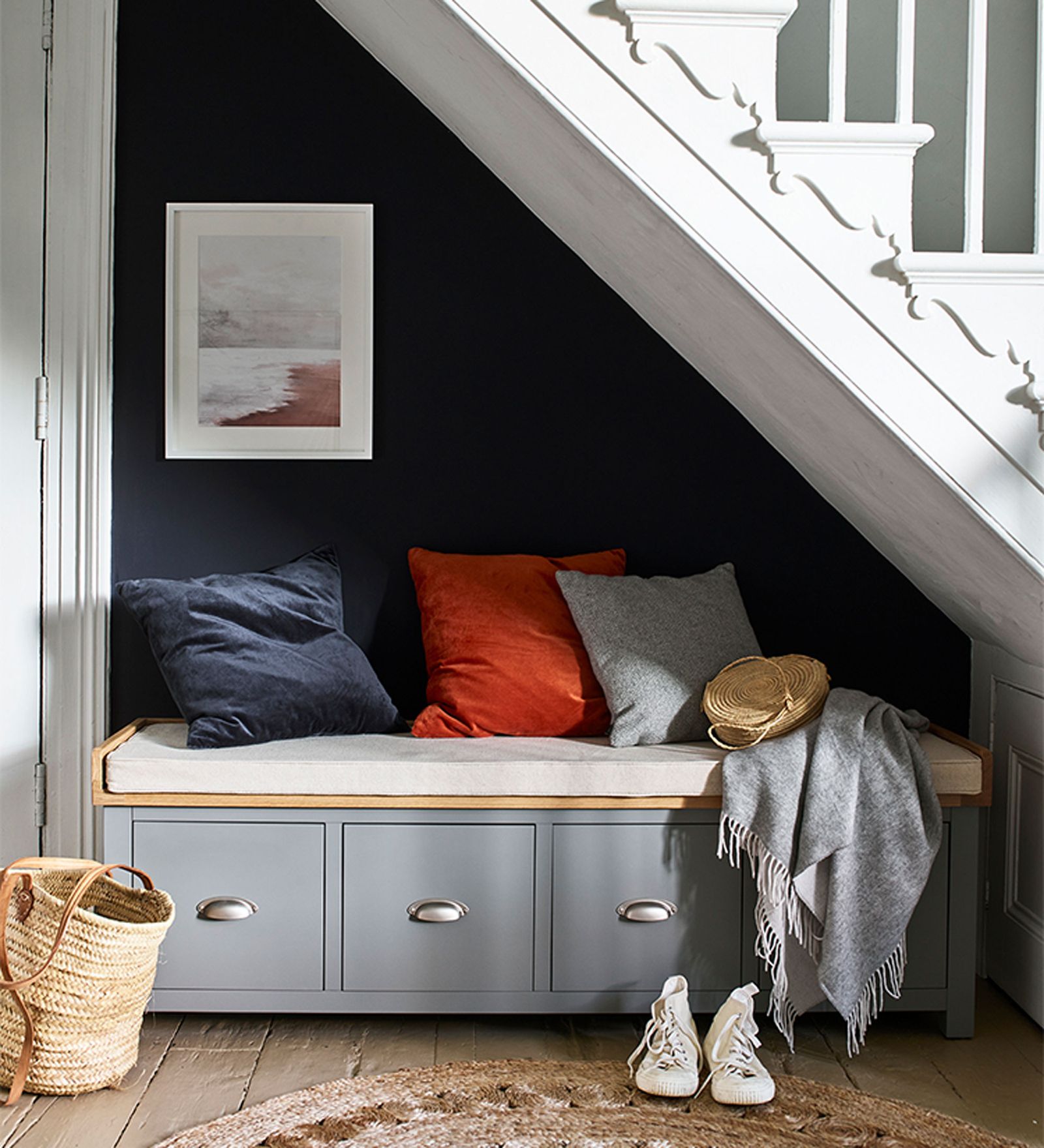 How to make a narrow hallway look wider with clever paint tricks
