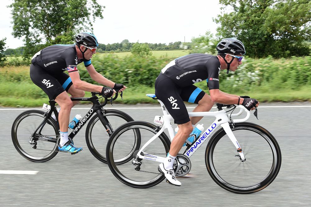 Peter Kennaugh leads Ian Stannard