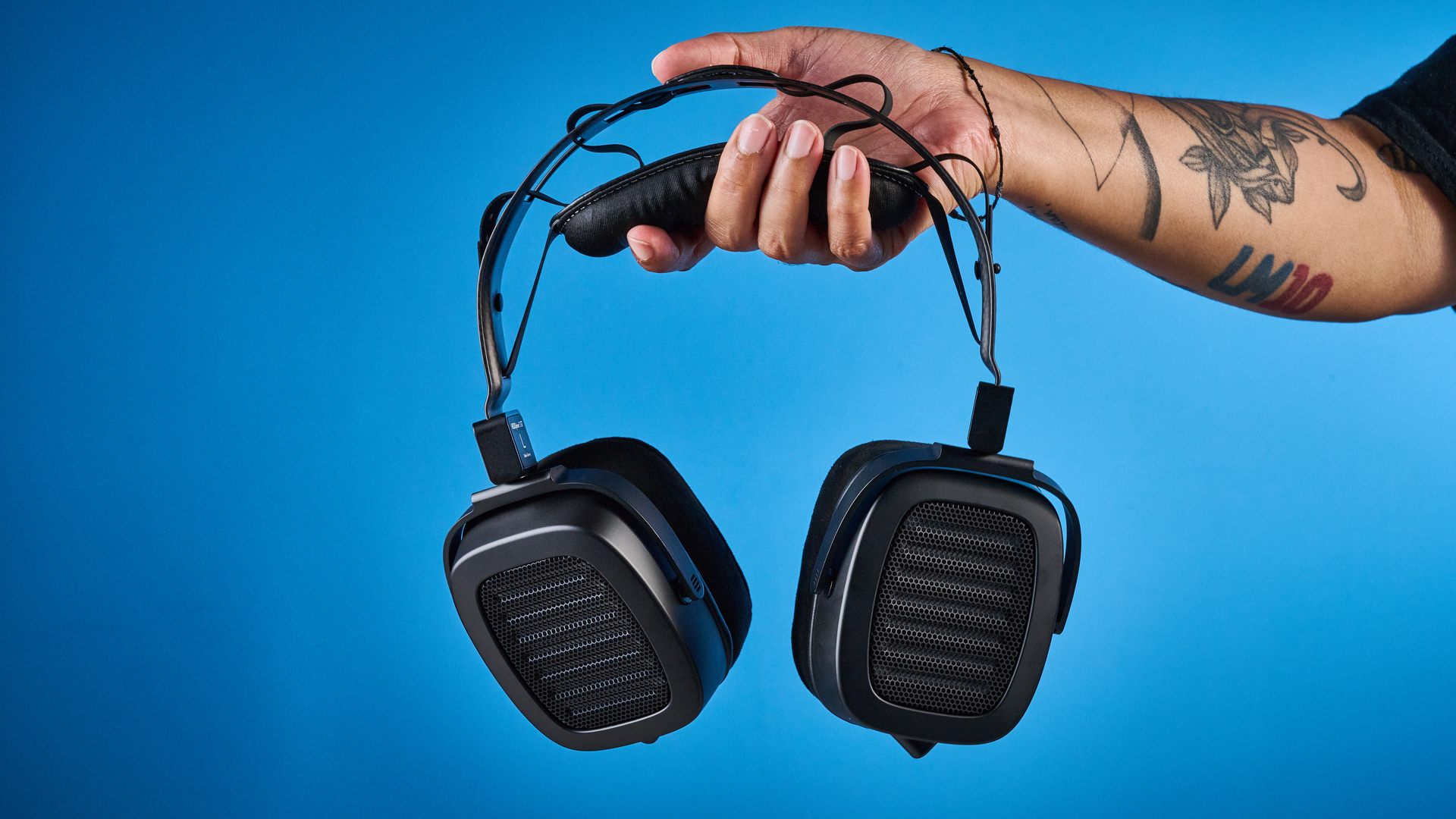 The HEDDphone TWO GT against a blue background