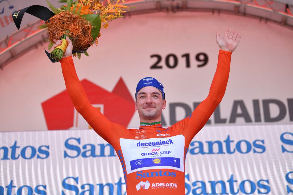 Elia Viviani (Deceuninck - Quick-Step) is the first leader of the 2019 Tour Down Under