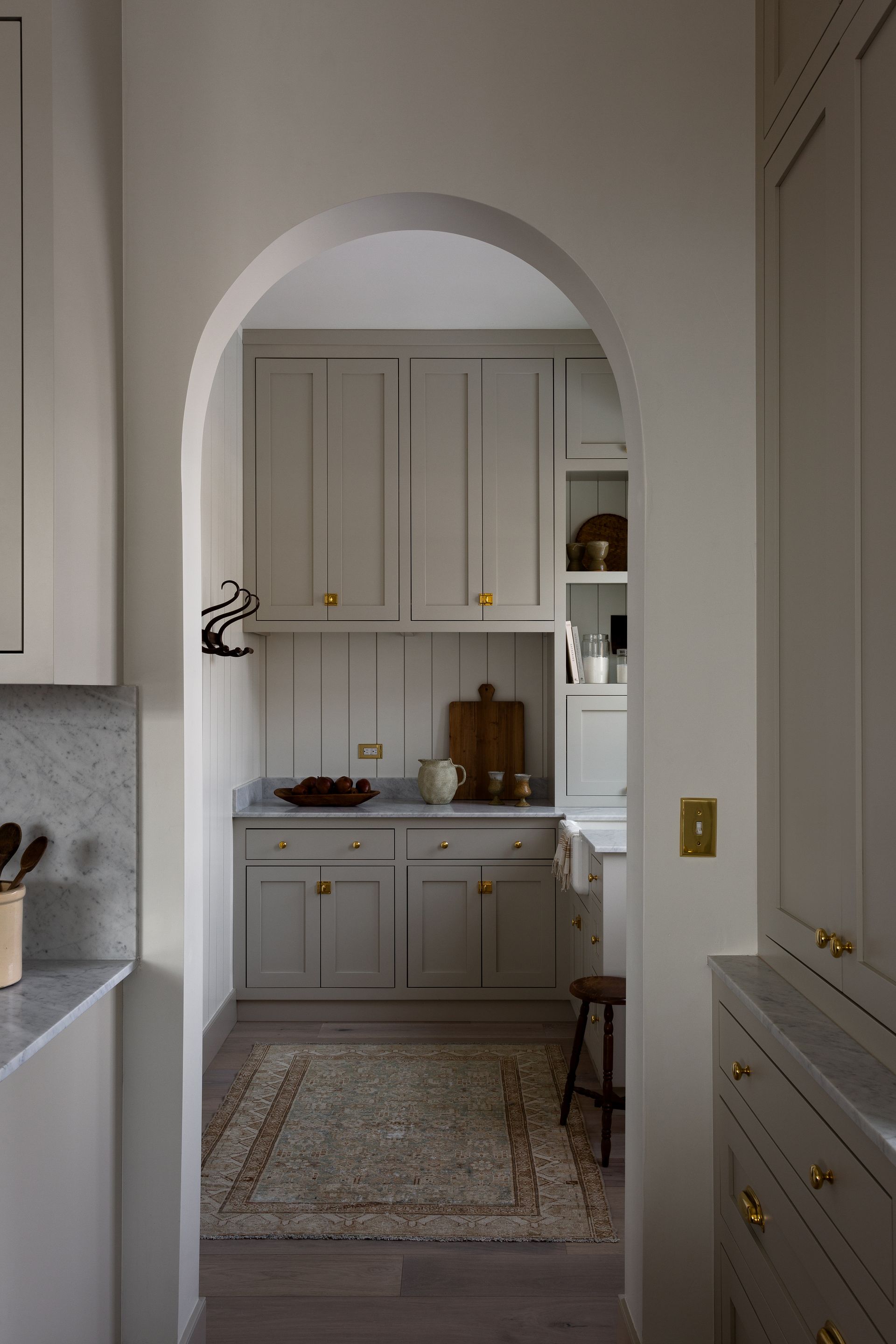 A grey toned kitchen