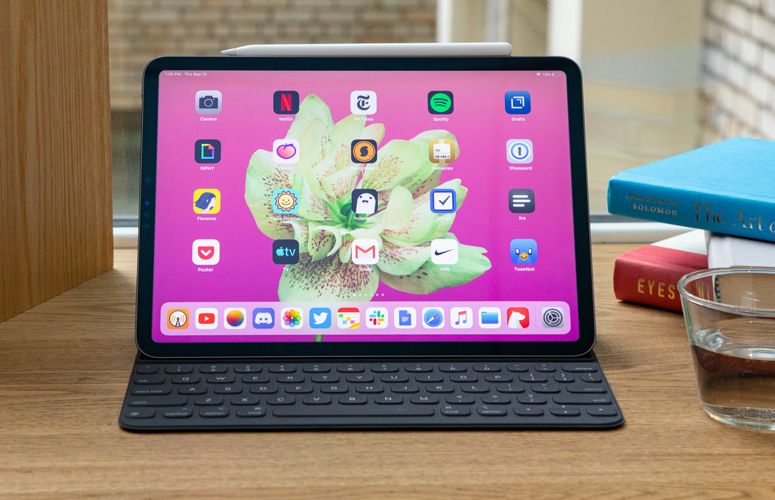 Apple Ipad Pro 11 Inch Full Review And Benchmarks Laptop Mag