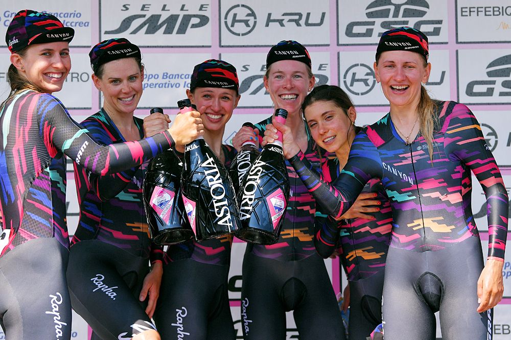 Kasia Niewiadoma (Canyon-SRAM) takes the first leader's jersey after her team won the TTT at the Giro Rosa 2019
