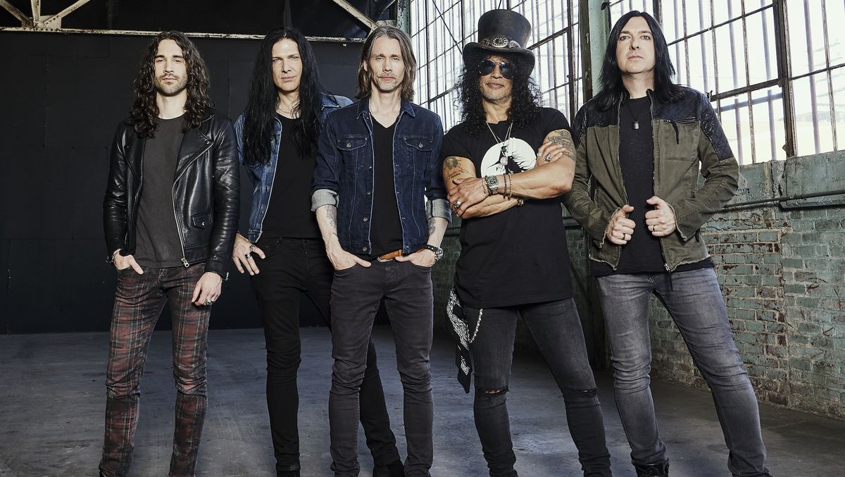 (from left) Frank Sidoris, Todd Kerns, Myles Kennedy, Slash and Brent Fitz 