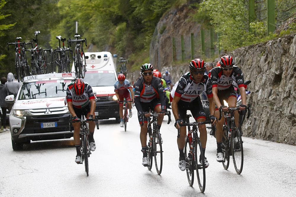 Fabio Aru (UAE Team Emirates) has a bad day on stage 15 at the Giro d'Italia