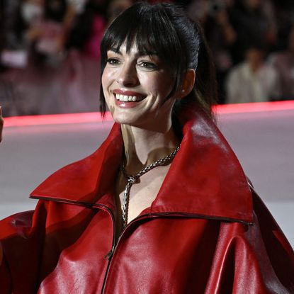 Anne Hathaway's The Devil Wears Prada 2 press tour outfits with photos