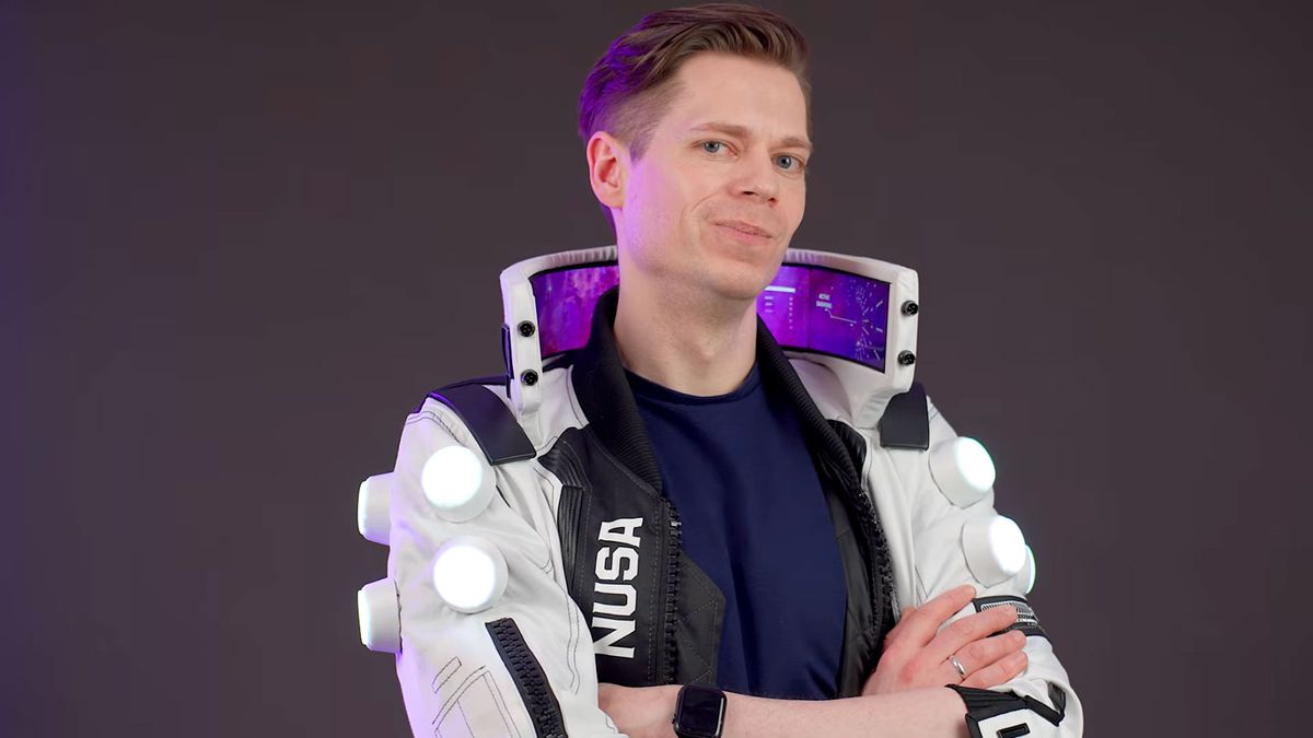 Cyberpunk 2077 cosplay jacket features a $1,200 flexible OLED collar that you can game on with a Steam Controller — dual Raspberry Pi 4s power the wearable tech