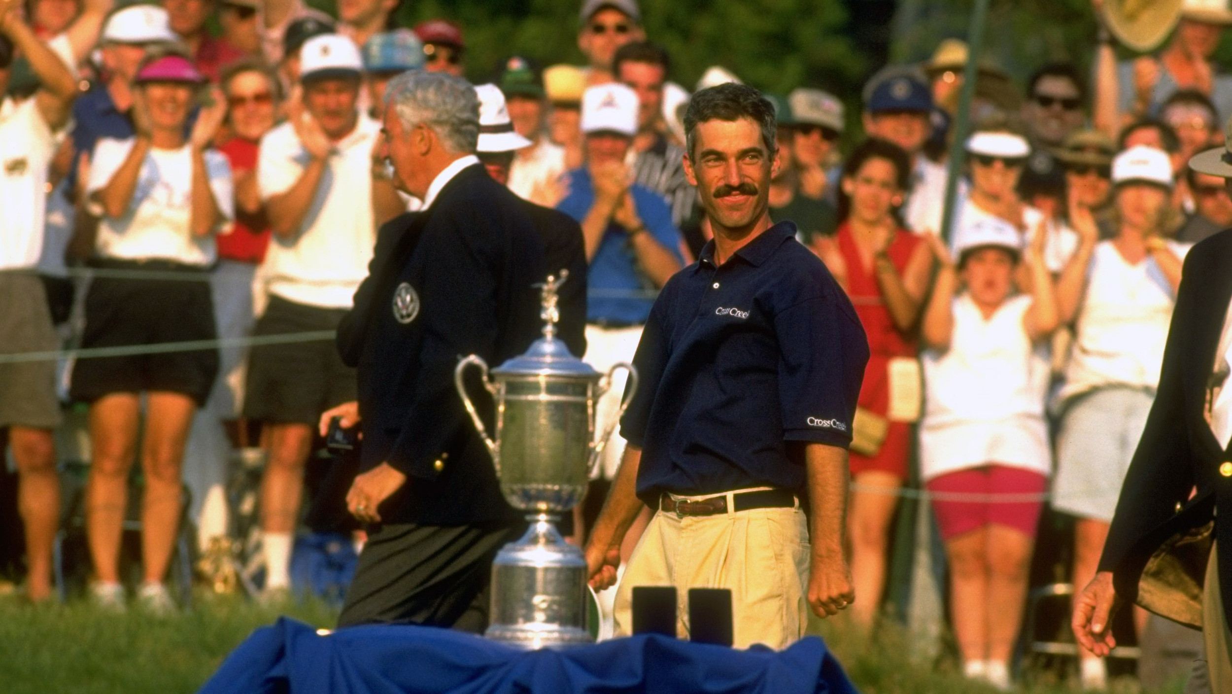 Corey Pavin celebrates his US Open win in 1995 at Shinnecock Hills