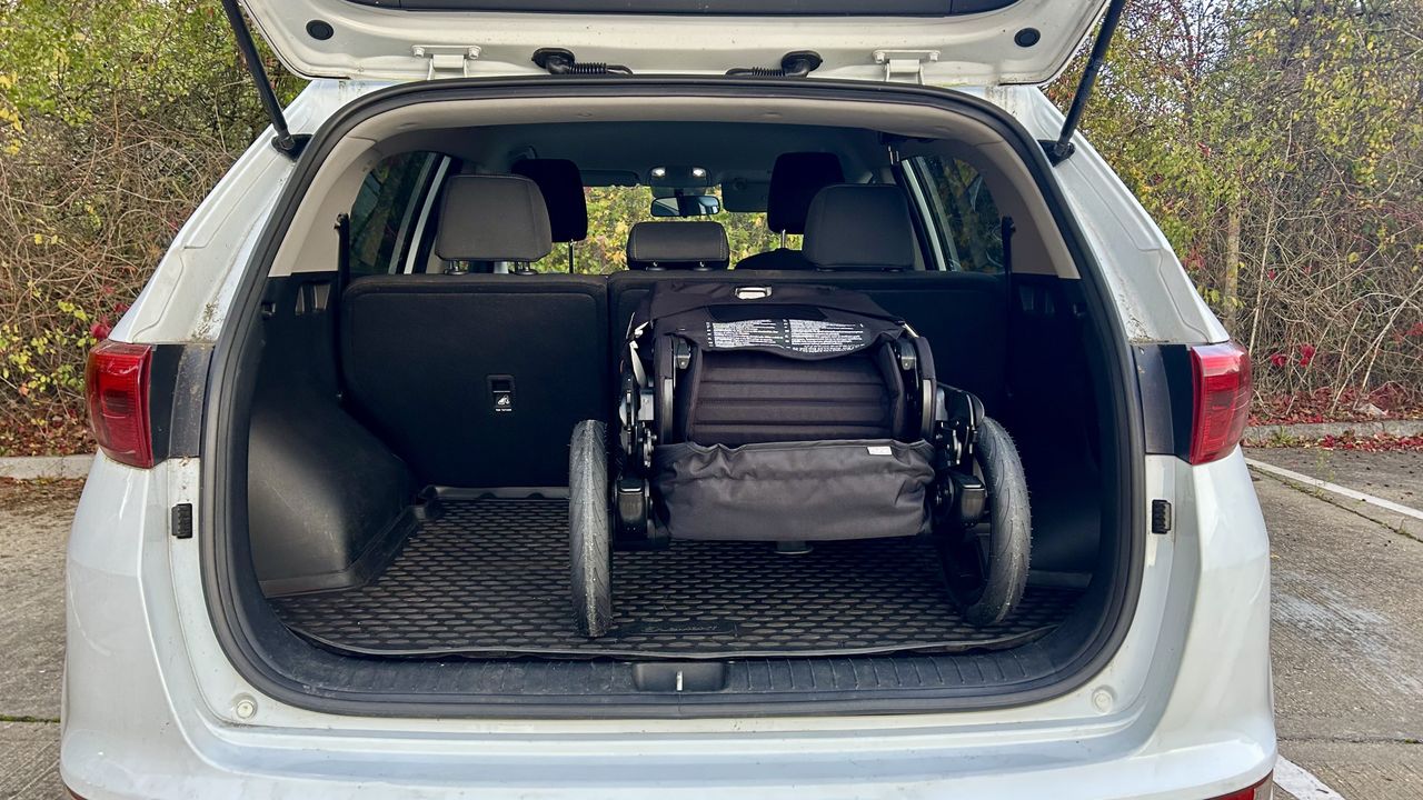 a photo of the Nuna MIXX Next in the boot of a Kia Sportage
