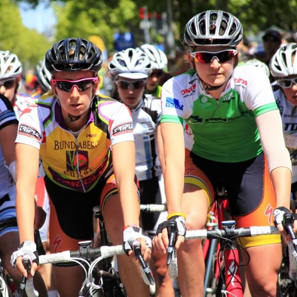 Amy Bradley &amp; Loren Rowney get race faces on ahead of the final stage