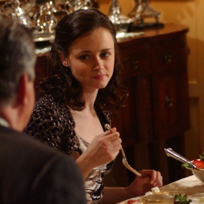 Alexis Bledel in a scene from Gilmore Girls