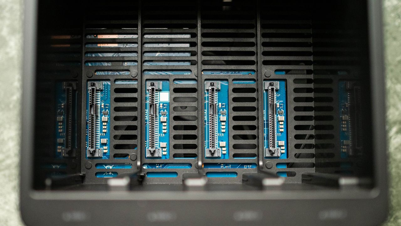UGREEN NASync DH4300 Plus 4-bay NAS server testing on Android Central