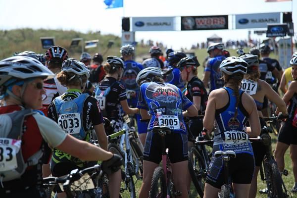 The Cat. 2 Sport women mass before their race at Alterra.
