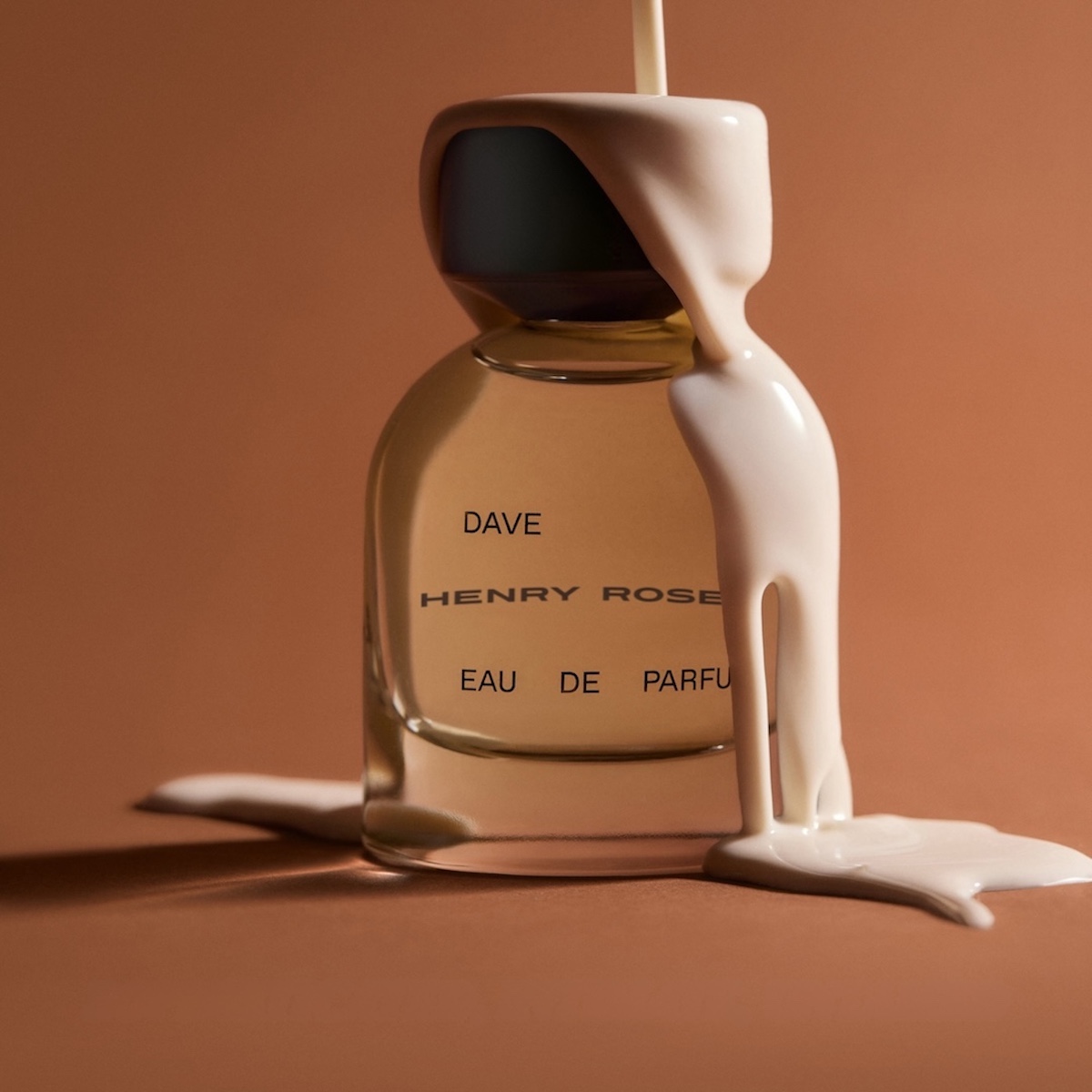 "A Vanilla That Is Anything But"—This New Fragrance Is an Ode to Michelle Pfeiffer's Husband