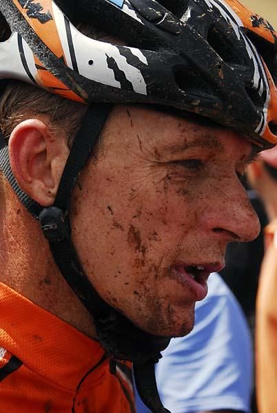 Heinz Soerweg won La Ruta stage 1 in the master's B category.