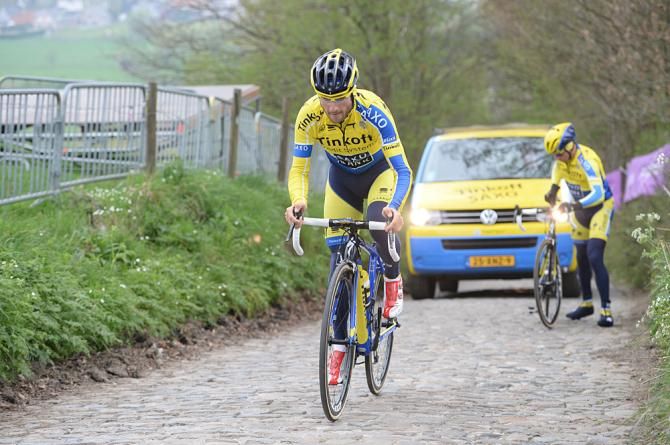 Tinkoff Saxo trains on the Tour of Flanders course