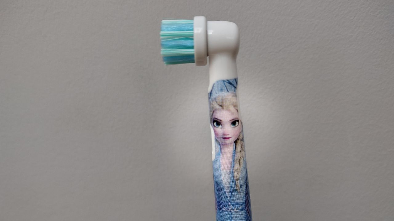 oral b kids electric toothbrush